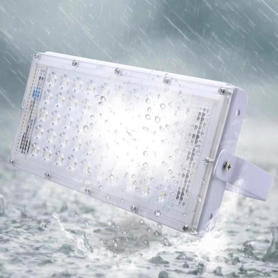 Đèn Led pha siêu sáng dạng Pha 50W có thể để ngoài Trời Chống Mưa 220V 6500k ip65