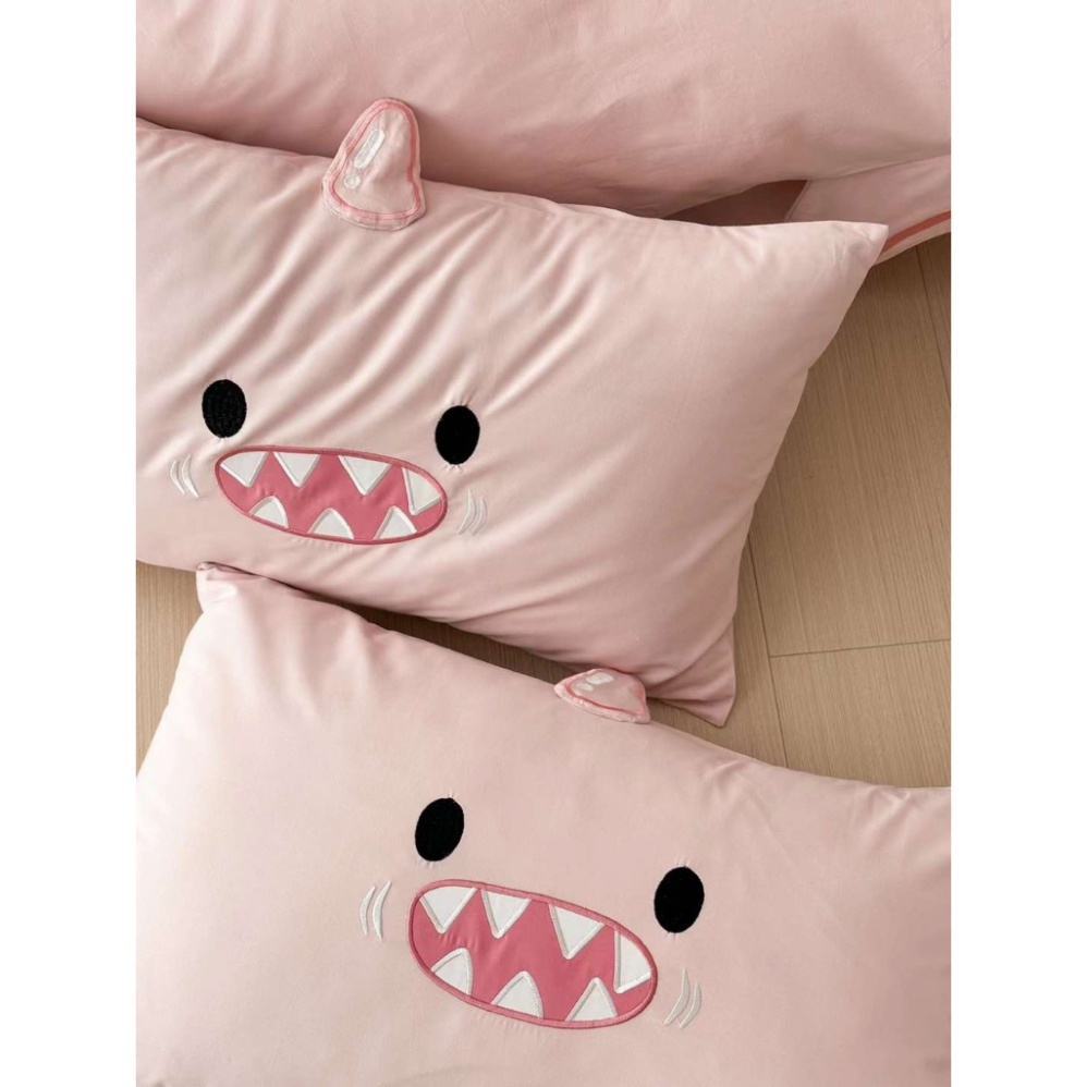 Bộ Chăn Ga Gối Cotton Linen 5 Món Baby Shark Ngộ Nghĩnh