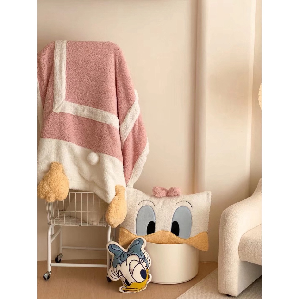 Chăn Lông Cừu Disney KT 1m5x2m Nặng 1.5 Kg Tặng Kèm Gối Bông Cùng Bộ