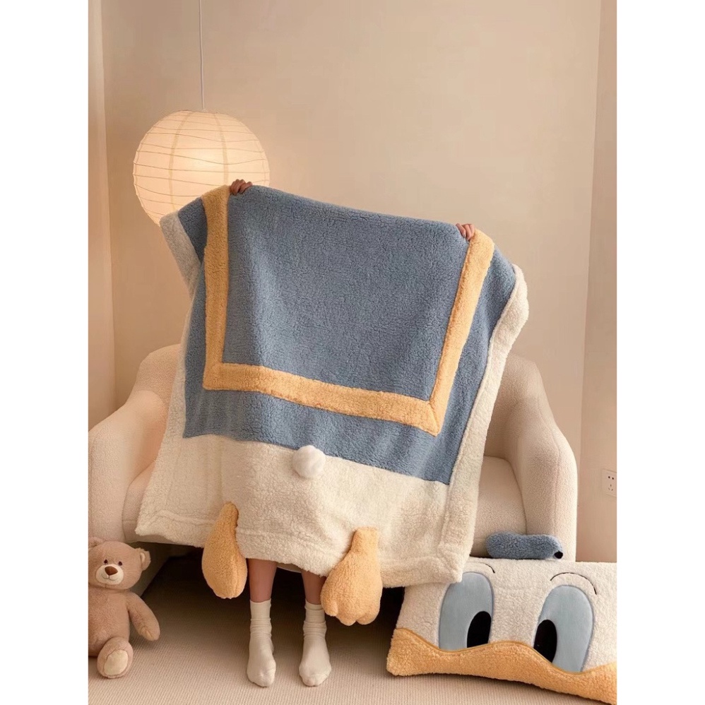 Chăn Lông Cừu Disney KT 1m5x2m Nặng 1.5 Kg Tặng Kèm Gối Bông Cùng Bộ