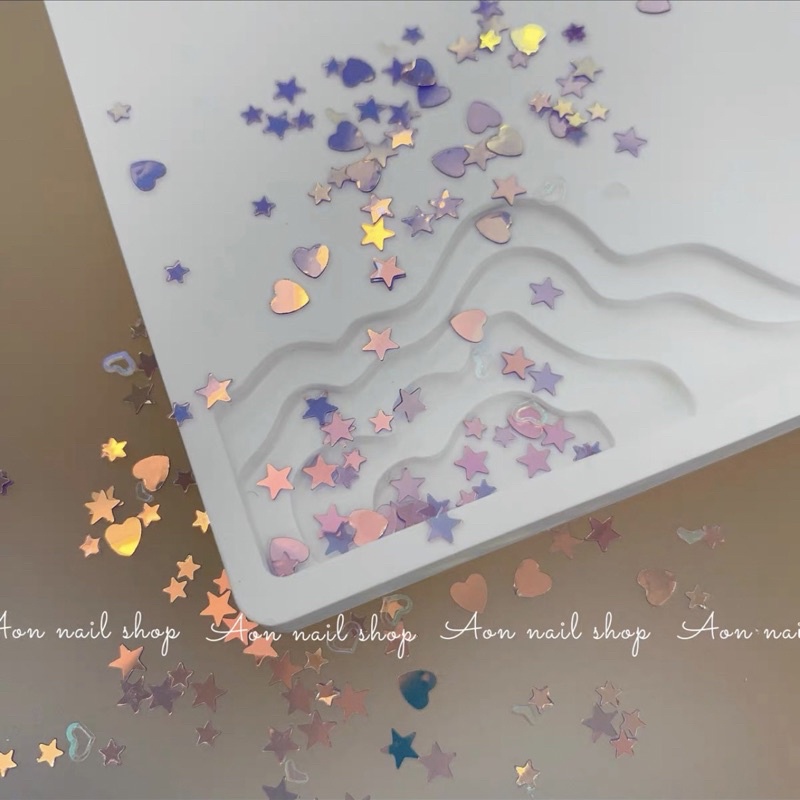 Nhũ hạt Kim sa ẩn móng nhiều hình