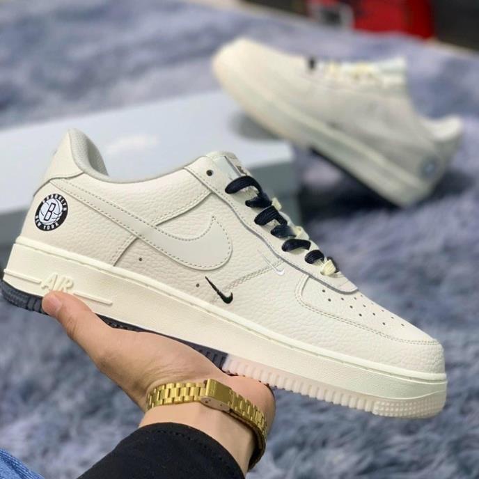 Giày sneaker nike_Trắng AF1 vạch nâu  Hot trend nam nữ, Giày air force 1 full trắng vạch nâu nam nữ cực chất dễ phối đồ