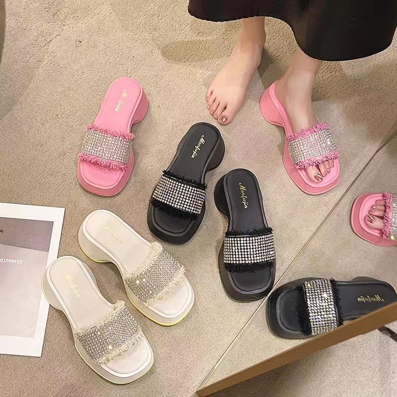 Dép đế xuồng Dép lê đính đá đế dày thời trang