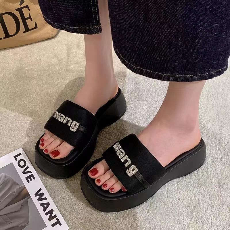 Dép lê đế cao dép lê thời trang đơn giản cá tính cho nữ