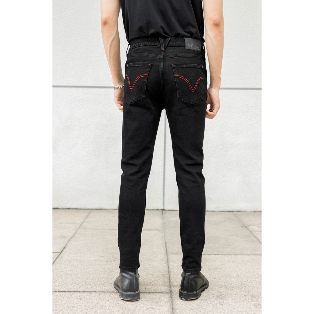 Quần Jeans Nam Dáng Slim Fit Màu Đen Phối Chỉ Đỏ. Red Thread Black Slim Fit Jeans - 222MD4082B1090