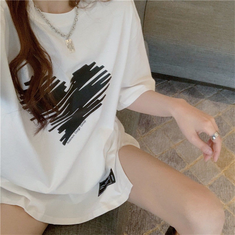 Áo Thun Nữ Ngắn Tay In Hình Trái Tim Thời Trang