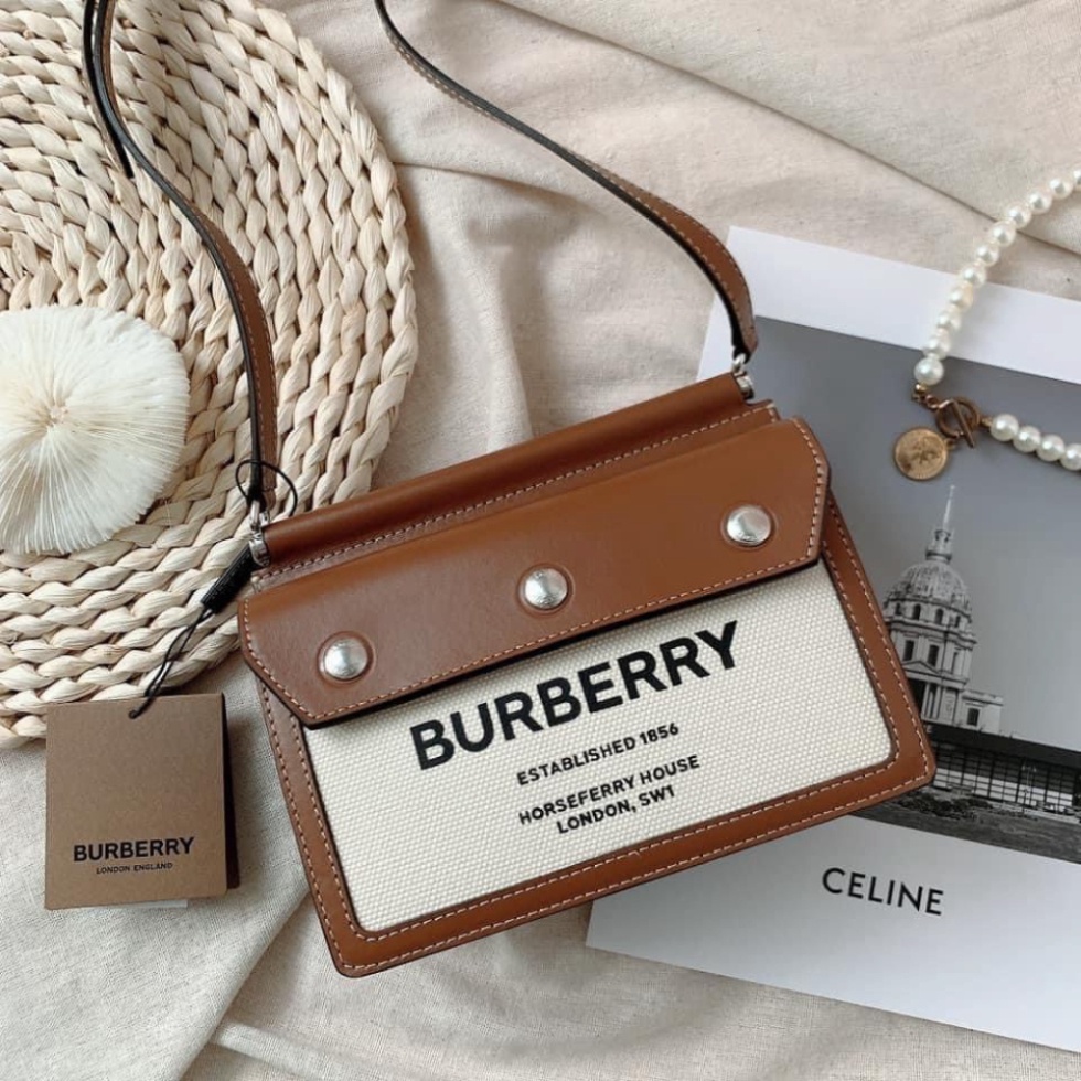 Túi Xách Burberr  Horseferry 1856,Size 20, Chất Liệu Canvas phối da cừu, Màu nâu sáng,Full box nam châm, Bh 12 tháng