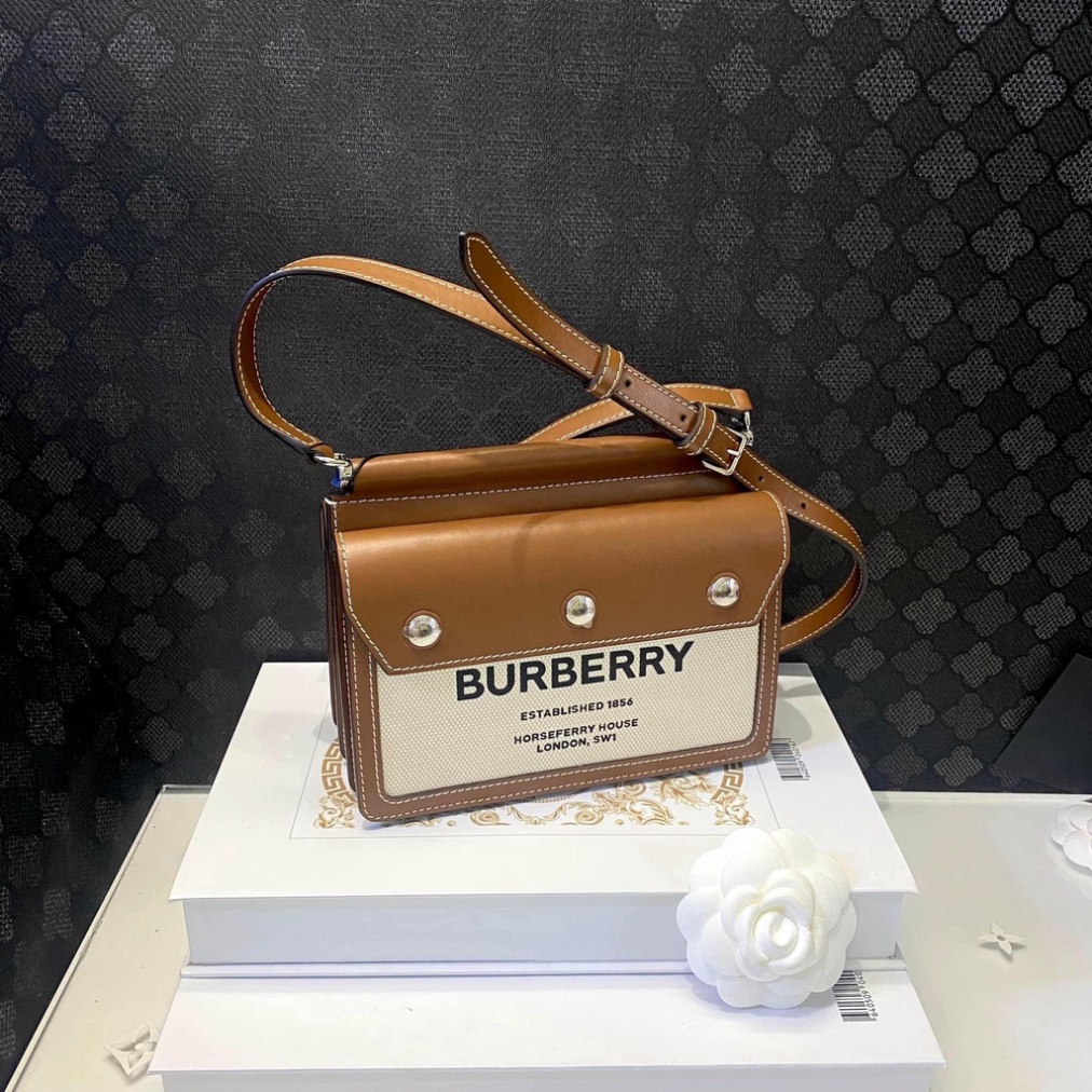 Túi Xách Burberr  Horseferry 1856,Size 20, Chất Liệu Canvas phối da cừu, Màu nâu sáng,Full box nam châm, Bh 12 tháng