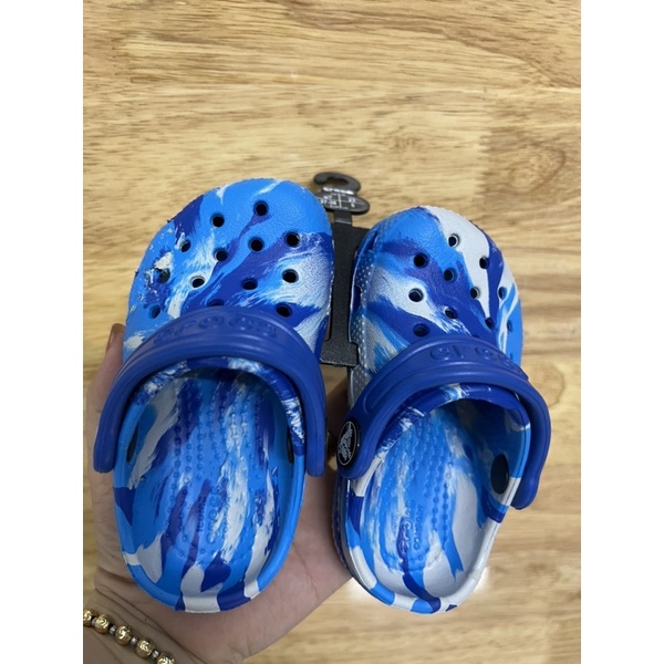 Sụ loang trẻ em xanh