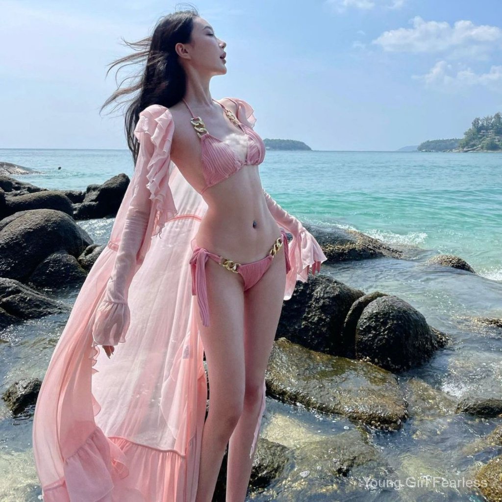 Ngọt ngào phong cách gợi cảm khí chất đồ bơi hai mảnh bộ bikini kỳ nghỉ bên bờ biển