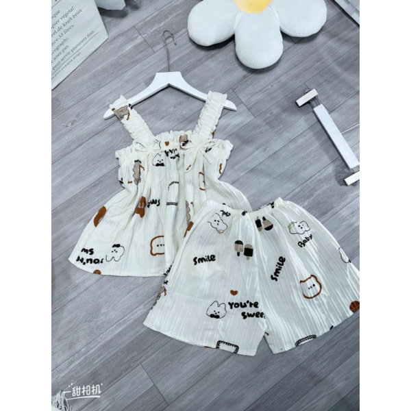 sét bộ đùi hai dây gân hình siêu iu .