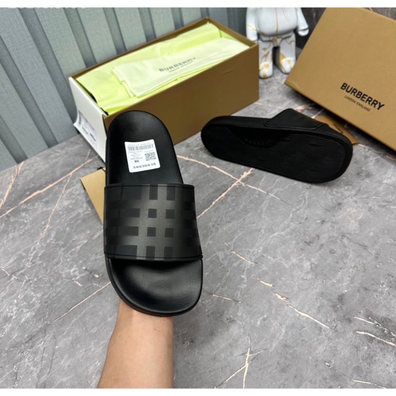 Dép buberry nam dép lê bbr love quai ngang đế cao su thiên nhiên black color vàng