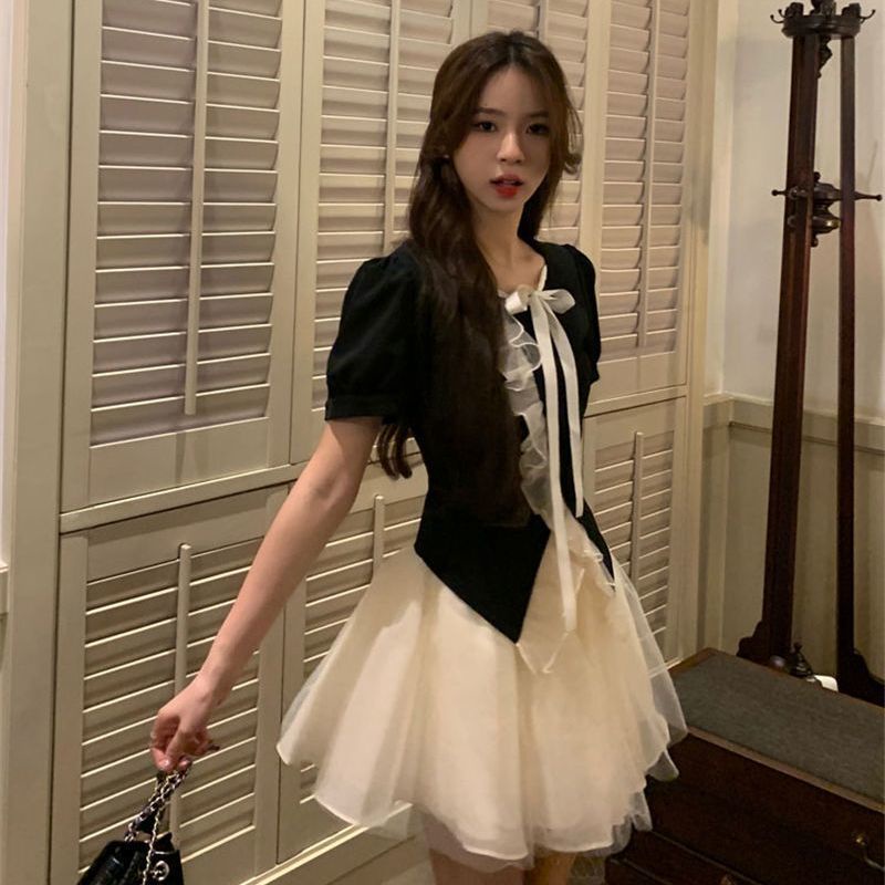 Bộ Áo Ngắn Tay Cao Cấp Phối Bèo Nhún + Chân Váy Lưới Phồng Thời Trang Mùa Hè Mới Cho Nữ