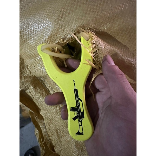 Ná gỗ kèm dây thun tròn