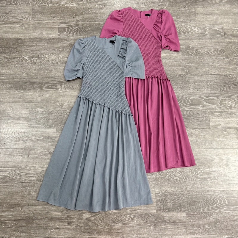 BEUCLOSET - Đầm xếp vai smocking xếp ly