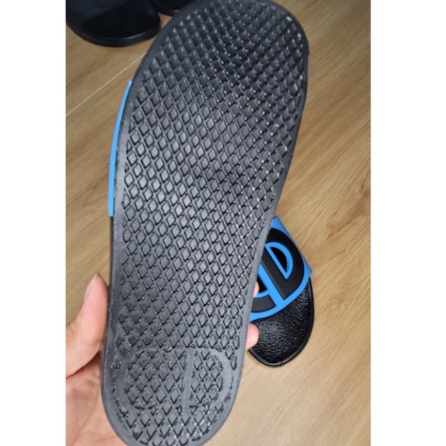 Dép nam nữ quai ngang đúc chữ CD thời trang sành điệu, dép cao cấp, mẫu mới nhất, hot trend, hithot 2023