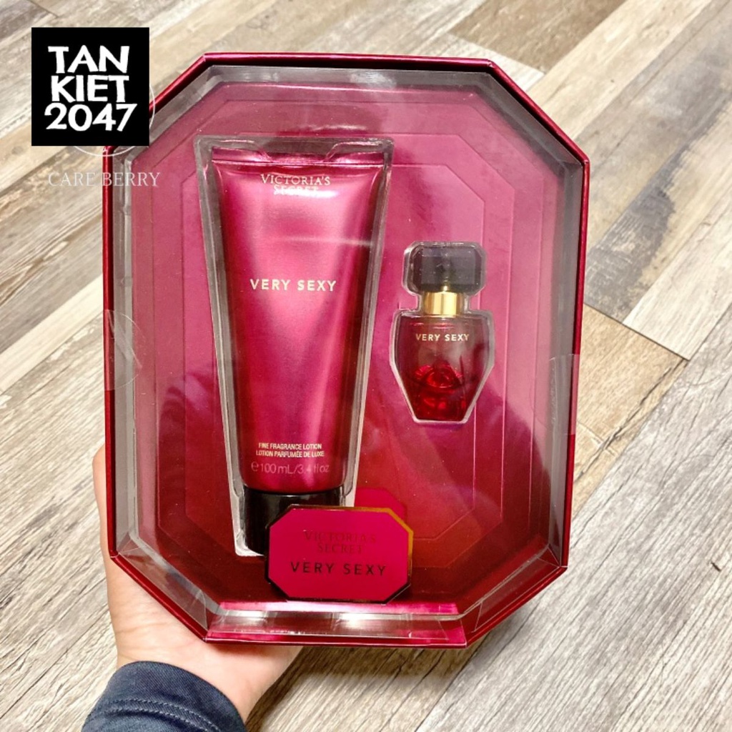 Set dưỡng thể và nước hoa Victoria’s Secret Very Sexy 2 món