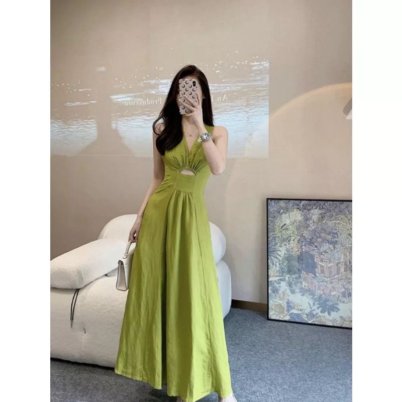 Đầm midi sát nách khoét ngực