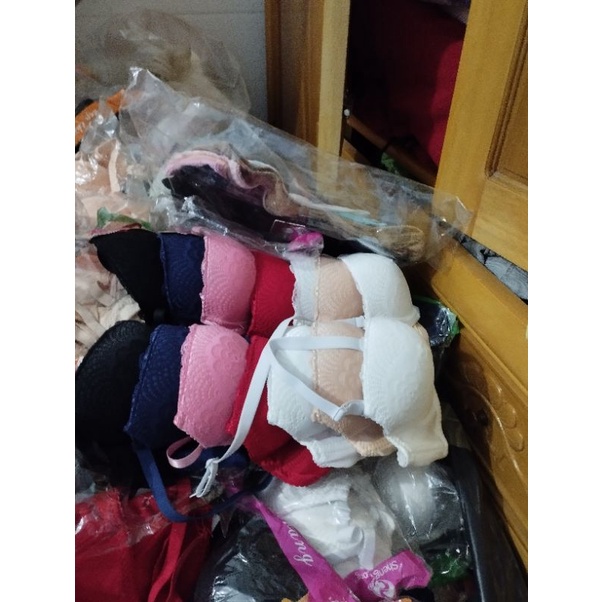 Áo lót Cài trước mút dày 4p có gọng
