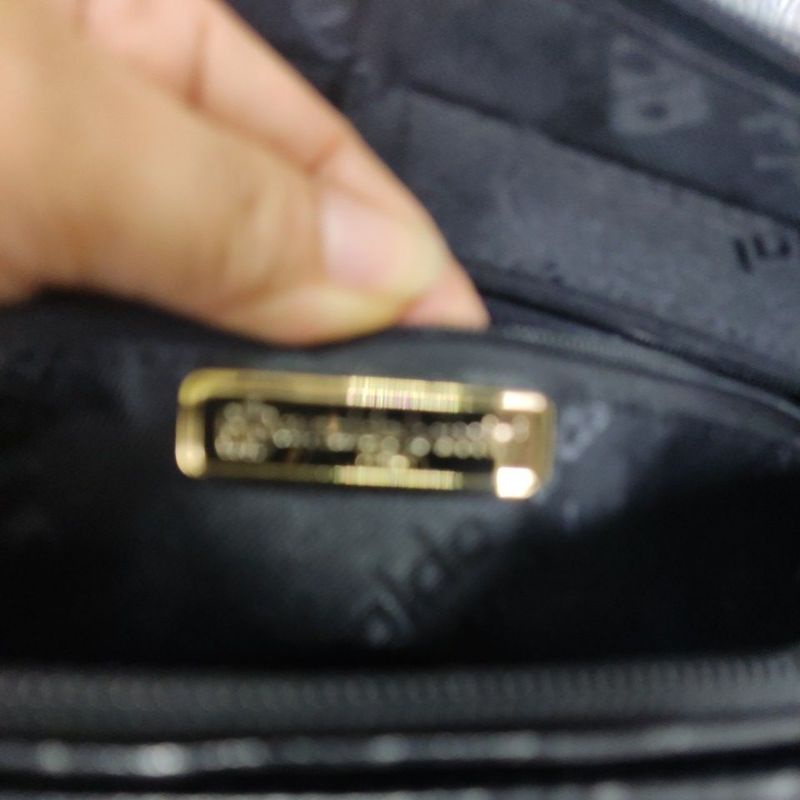 Công sở túi si hiệu Arnaldo Bassini Ý chính hãng da bò dập vân sấu cao cấp