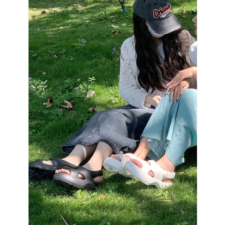 Dép bánh mì đế cao Xăng đan xốp đế dày nữ