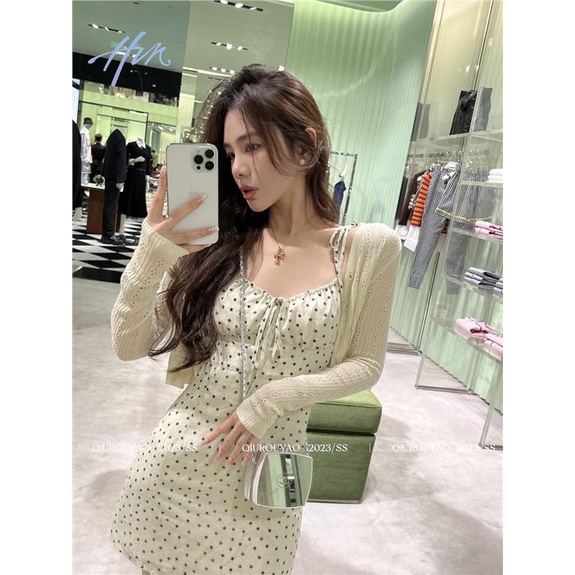 Bộ Áo Khoác Cardigan + Đầm Hai Dây Họa Tiết Chấm Bi Phong Cách Thời Trang Mùa Hè Mới 2023