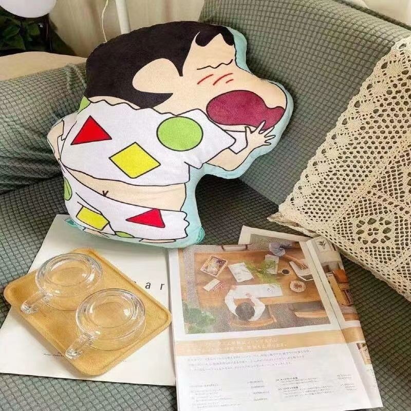 Bộ Chăn Gối Hình Cậu Bé Bút Chì Shin-Chan Hai Trong Một Dành Cho Mùa Hè