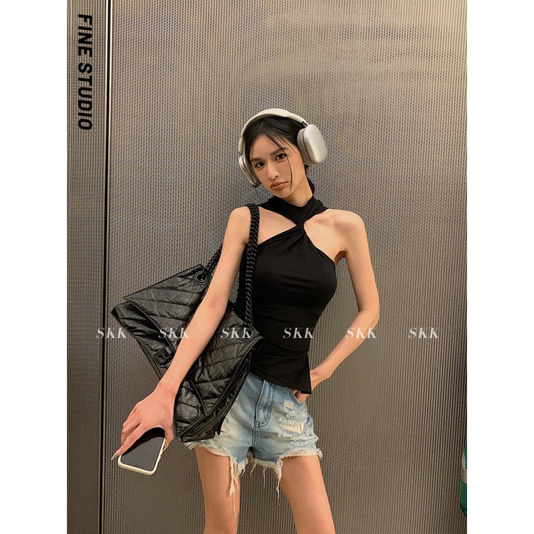 Fine Studio Áo Sát Nách Cổ Yếm Màu Trơn Phong Cách Niche Mùa Hè Nóng Bỏng Cho Nữ