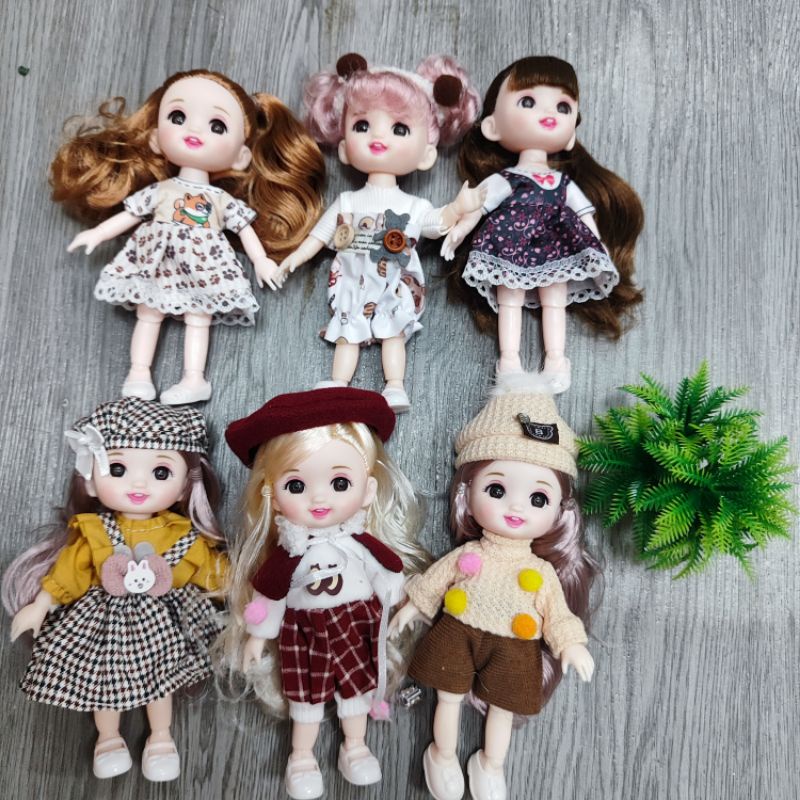 Búp bê em bé mặt cười mặc váy ngắn tặng kèm giày cute