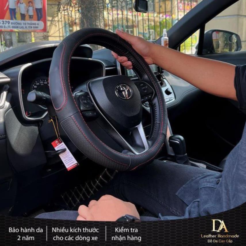 Bọc Vô Lăng Da Cừu Da Bò Nguyên Chất 100 Phần Trăm ,Sang Trọng Lịch Sự Cao Cấp,Bảo Hành 3 Năm Cam Kết Da Bò 100%