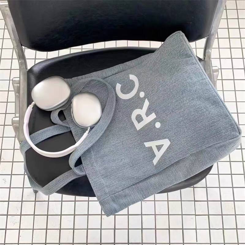 Túi tote jean đeo vai chữ ARC 30x38x8 - T402