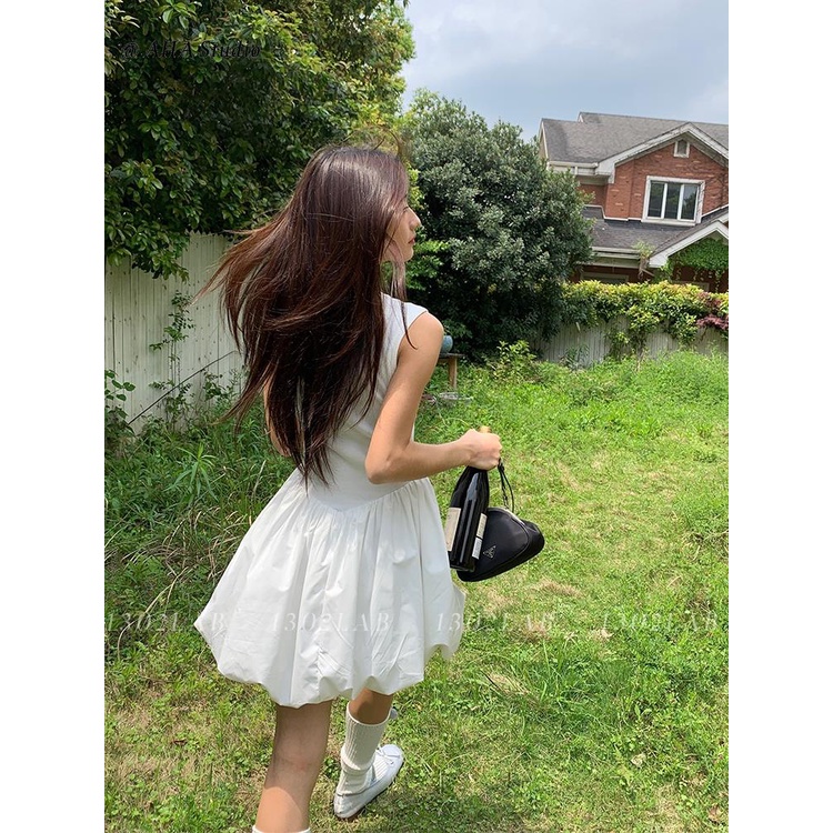 Đầm Công Chúa Dáng Chữ a Không Tay Phồng Màu Trắng Thời Trang Mùa Hè Cho Nữ