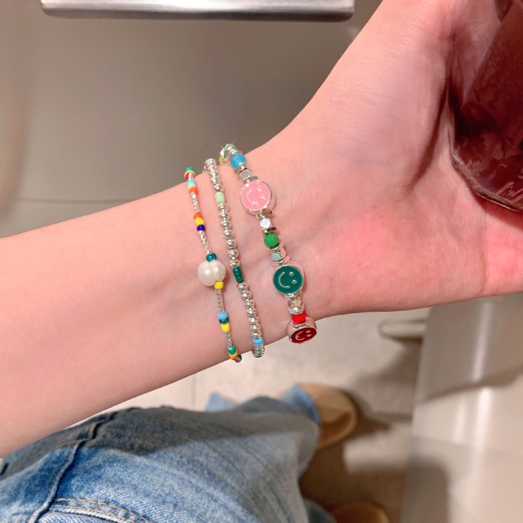 Vòng Tay Chuỗi Hạt Mặt Cười Màu Sắc Xinh Xắn Sang Trọng Cho Nữ