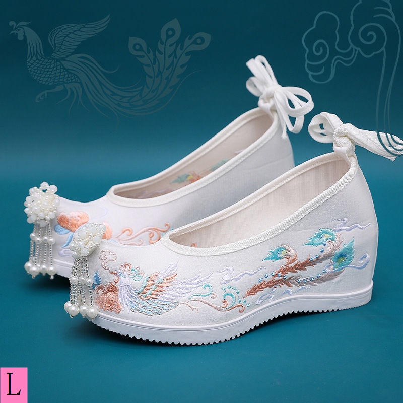 Giày Cao Gót Thêu Họa Tiết Phong Cách Trung Hoa Cổ Điển Cho Cô Dâu