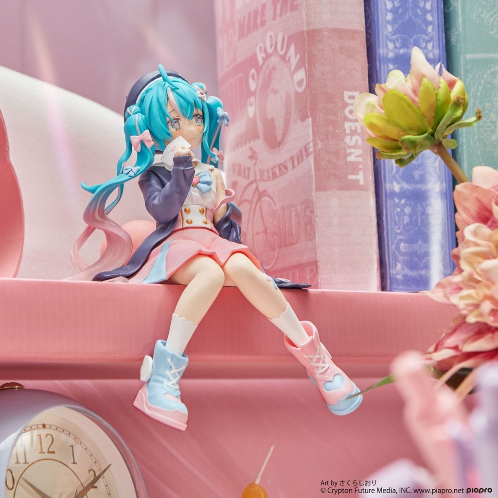 Mô Hình Nhân Vật Hatsune Miku Dùng Trang Trí