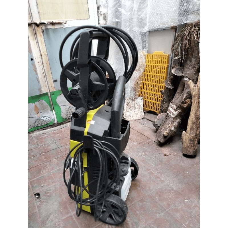 SALE Máy rửa xe RYOBI 1800w hàng xuất Úc