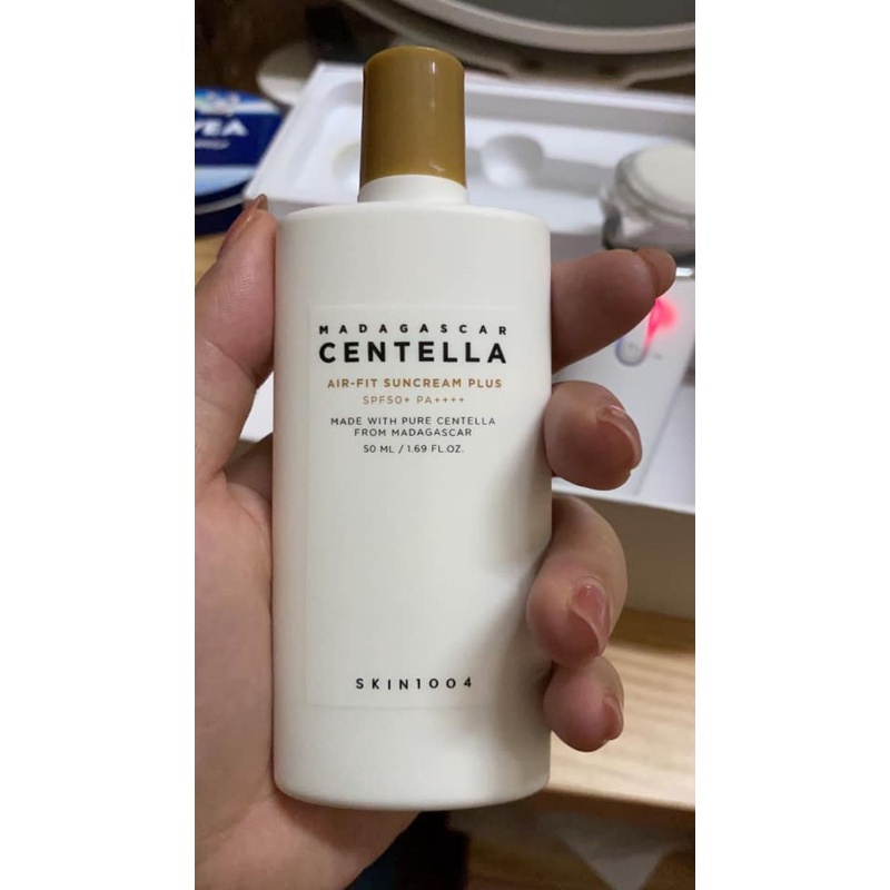 Kem Chống Nắng Skin1004 Madagascar Centella Air-Fit Suncream Plus 50ml