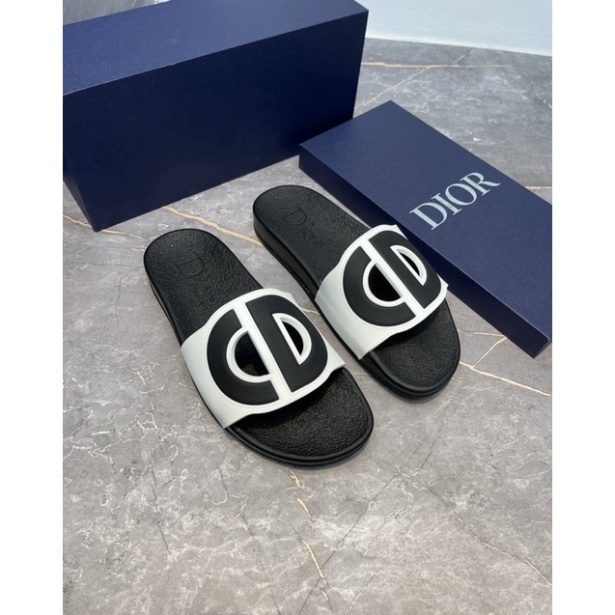 Dép quai ngang Lê Nam D.I.O.R CD Hàng Mới Nhất - Dép Quai Ngang Nam CD đế đúc chắc chăn, êm chân hot trend 2023 | BigBuy360 - bigbuy360.vn