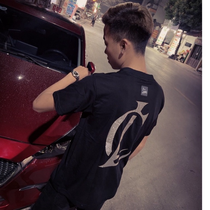 Áo Phông Louboutin Christian Nam Nữ. Áo Thun Nam Nữ Unisex Form rộng siêu hot 2023 | BigBuy360 - bigbuy360.vn
