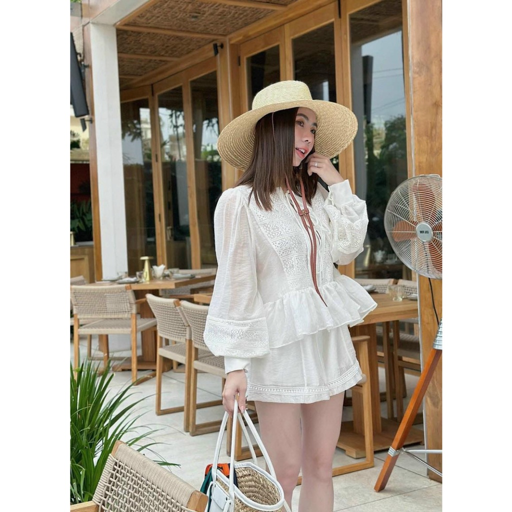 Set Áo Bèo Dài Tay Phối Ren Kèm Quần Short Siêu Hot 2023 LT0020 LH