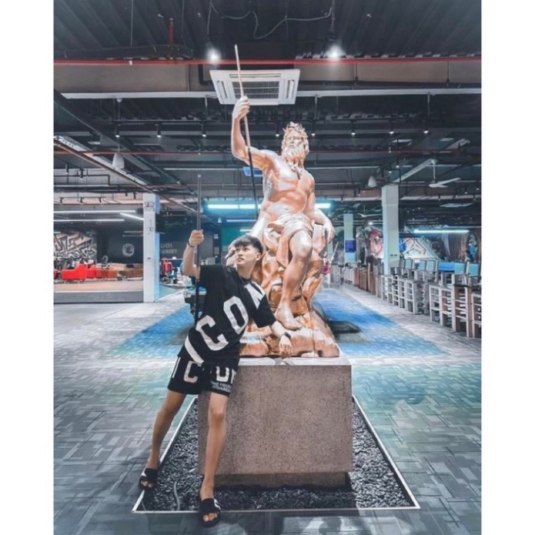 Áo Phông Nam Nữ In Chữ ICON Chéo Trước Ngực. Áo Thun Unisex From Rộng Siêu Hot 2023 | BigBuy360 - bigbuy360.vn