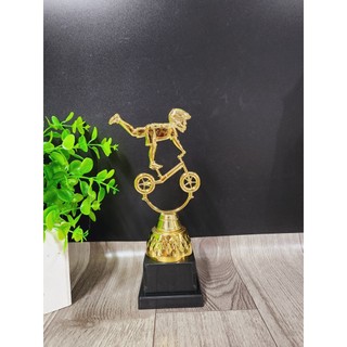 CUP STRIDER CUP XE THĂNG BẰNG