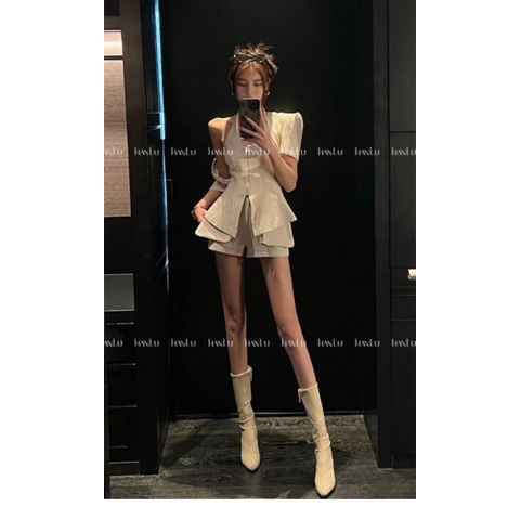 VIDEO-ẢNH THẬT Set Thiết Kế Hot Girl Áo Khoác Sơ Mi Peplum Khóa Kéo Quần Short Kẻ