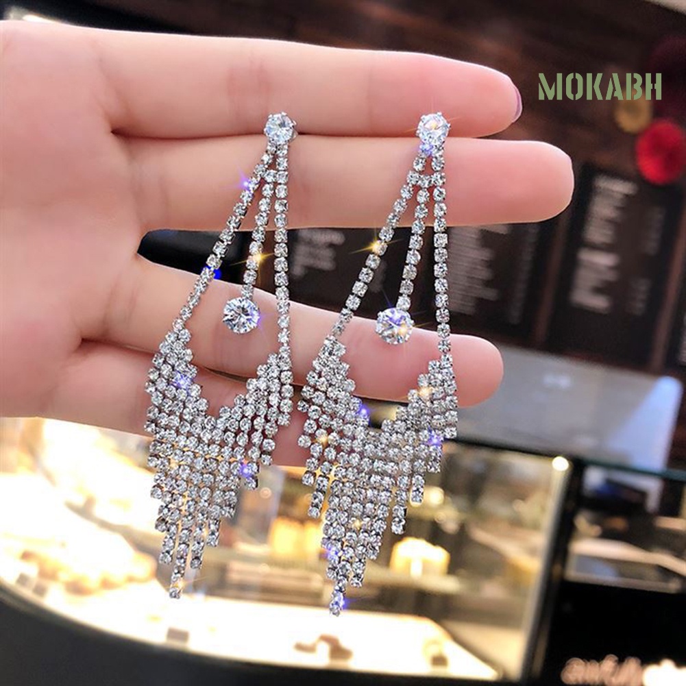 Bông Tai Dáng Dài Đính Đá Phối Tua Rua Sang Trọng Cho Nữ