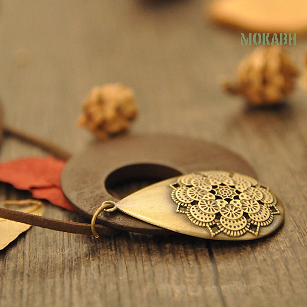 Vòng Cổ Dây Nhung Mặt Gỗ Hình Giọt Nước Chạm Khắc Rỗng Phong Cách Cổ Điển Cho Nữ