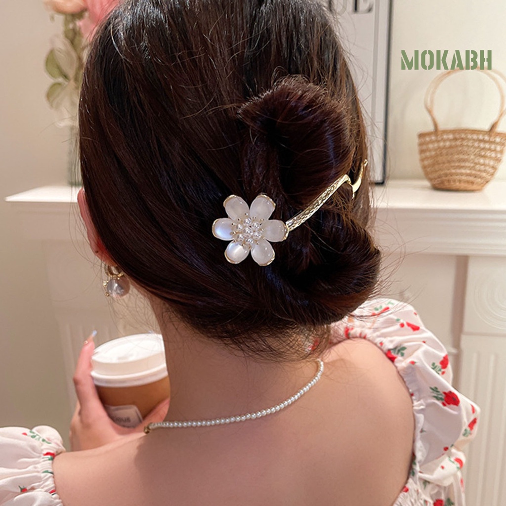 Kẹp Tóc Hình Hoa Đính Đá Chống Phai Màu Cho Nữ