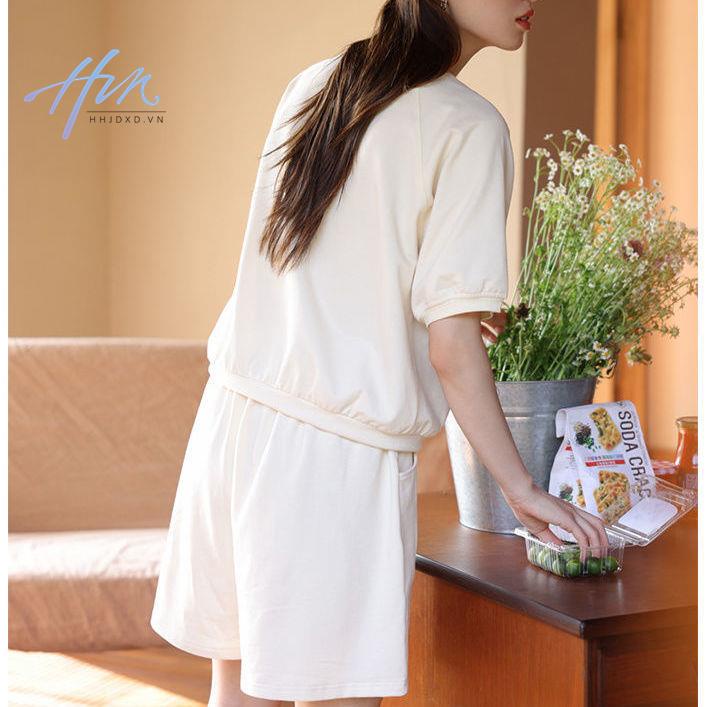 Bộ Áo Thun Thêu Họa Tiết Màu Sắc Tương Phản + Quần Short Co Giãn Phong Cách Thể Thao Thời Trang Mùa Hè Cho Nữ