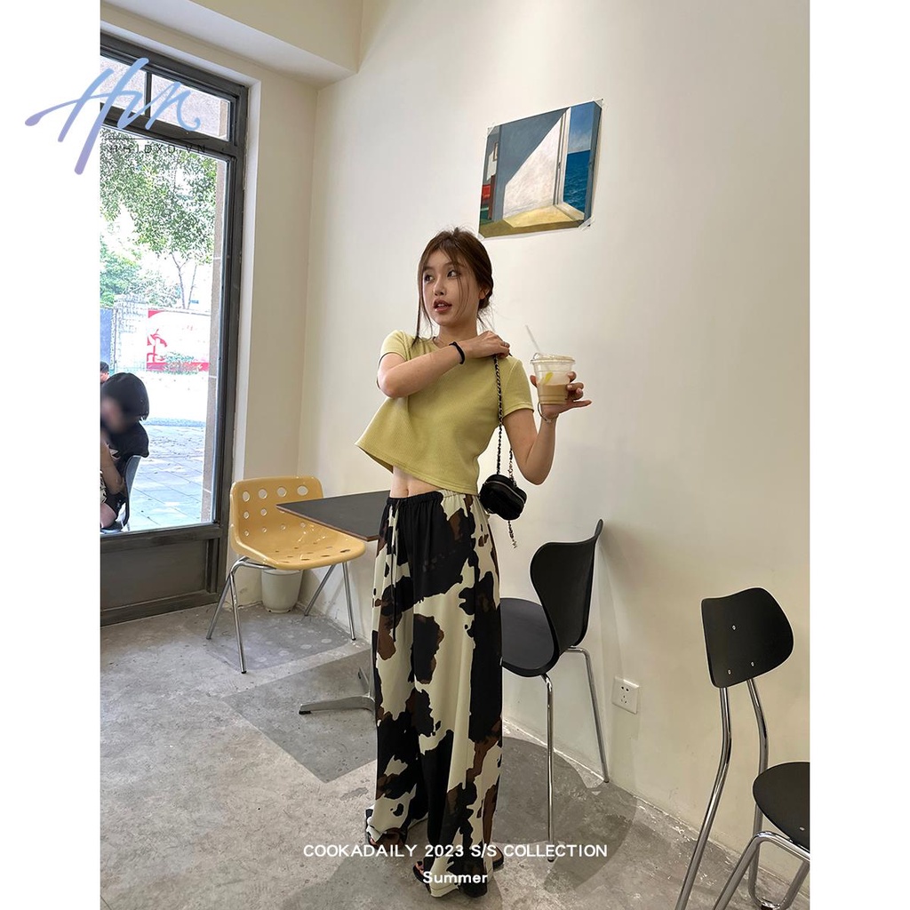 Quần Dài Dáng Rộng Lưng Thun Co Giãn Ôm Dáng Họa Tiết Bò Sữa Nhỏ Thời Trang Cho Nữ