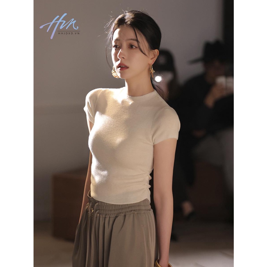 Áo Thun Dệt Kim Ngắn Tay Ôm Dáng Thiết Kế Xếp Ly Viền Cạnh Màu Hồng Cho Nữ