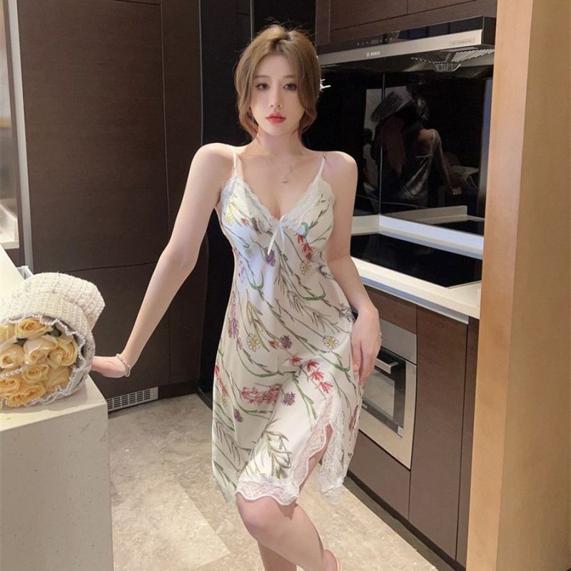 [Hàng Có Sẵn Giao Hàng Nhanh] Đầm Ngủ Lụa Lạnh Hai Dây Có Đệm Ngực In Họa Tiết Phong Cách Desire Mùa Hè Quyến Rũ Cho Nữ